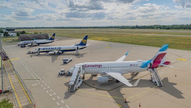 Flughafen Karlsruhe Baden Baden 2